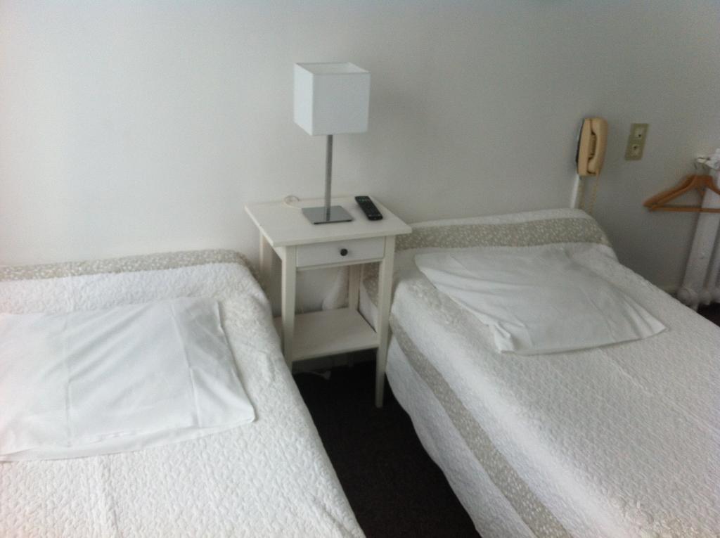 Le Monopole Hotel Reims Room photo